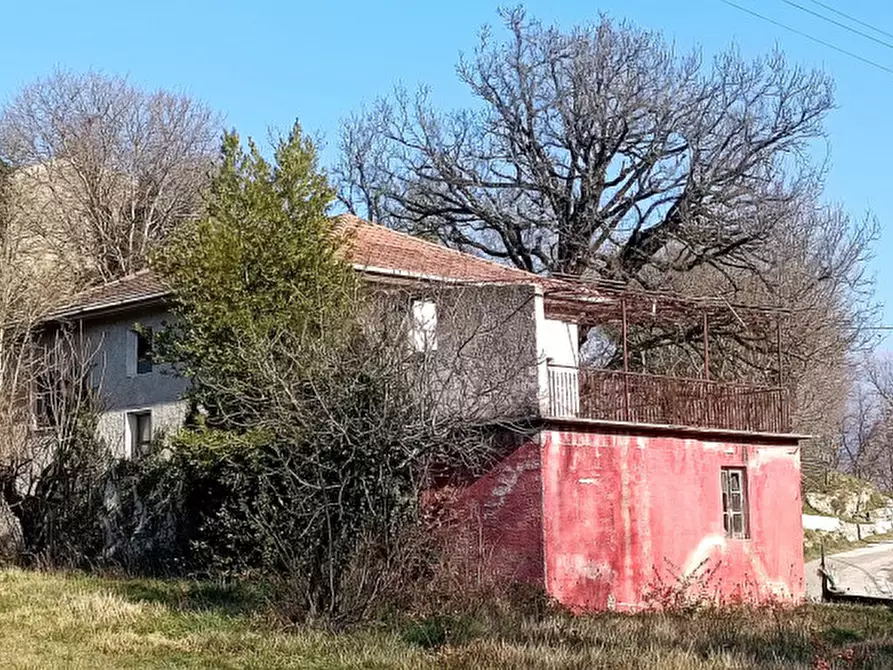 Immagine 2 di Casa indipendente in vendita  in VIA COLLE MASTROIANNI a Fontechiari