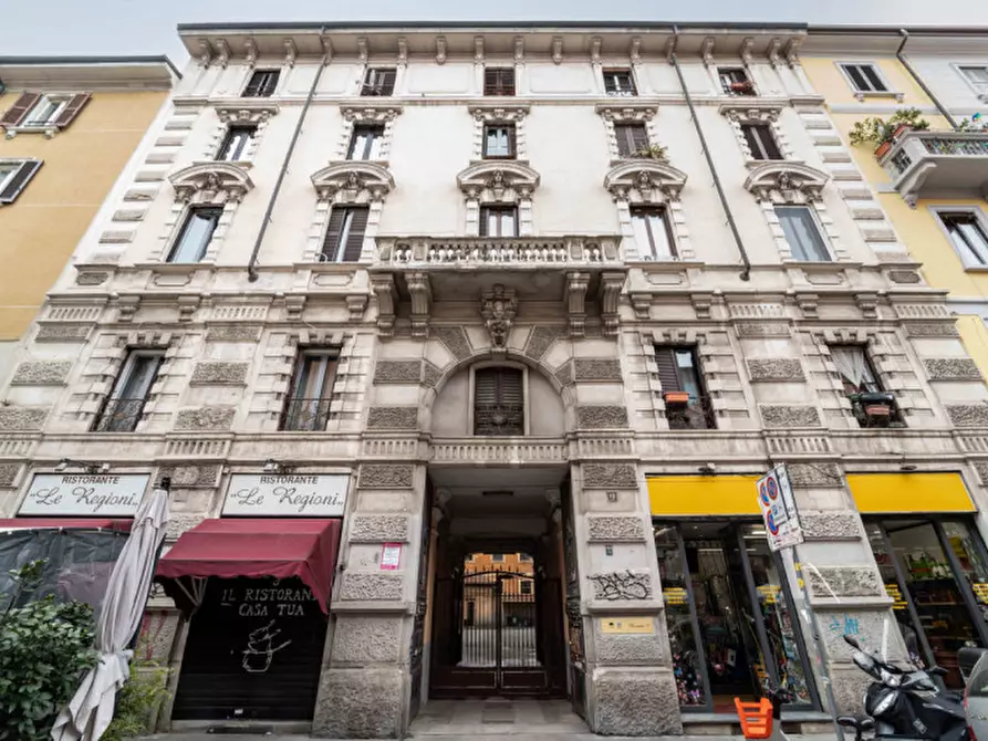 Immagine 1 di Appartamento in vendita  in via Borsieri 9 a Milano