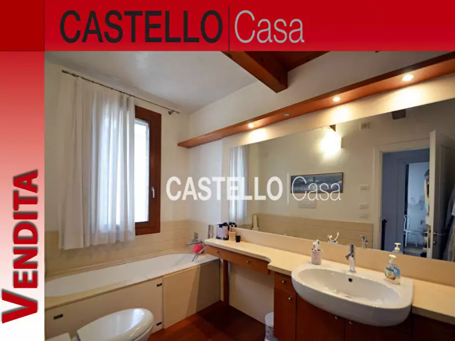 Immagine 13 di Appartamento in vendita  in via giuseppe verdi a Castelfranco Veneto