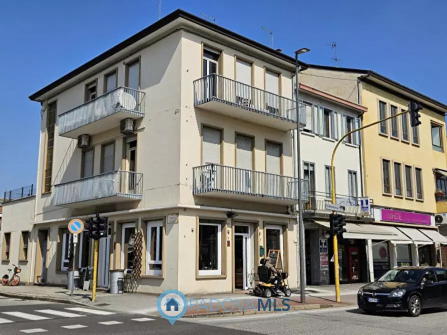 Immagine 1 di Appartamento in vendita  in Via San Marco, 149 a Padova