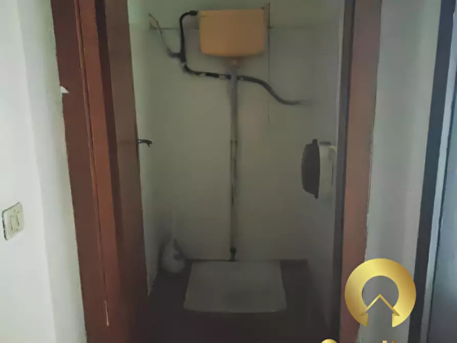 Immagine 9 di Magazzino in affitto  in via diviglio a Caldogno