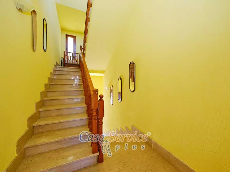 Immagine 24 di Villa in vendita  in Via Savona a Matino