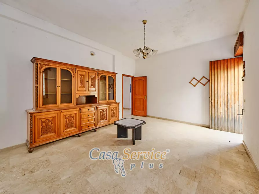 Immagine 43 di Villa in vendita  in Via Savona a Matino