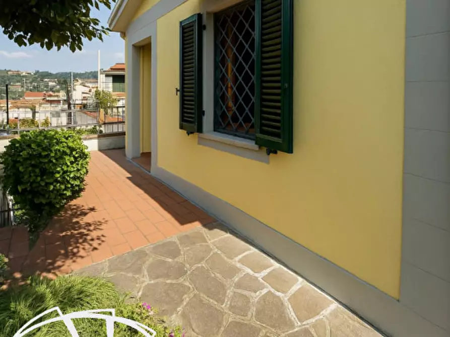 Immagine 9 di Casa indipendente in vendita  a Poggio A Caiano