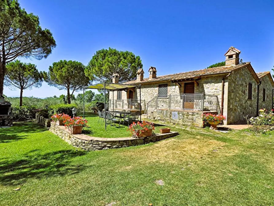 Immagine 6 di Rustico / casale in vendita  a Tuoro Sul Trasimeno