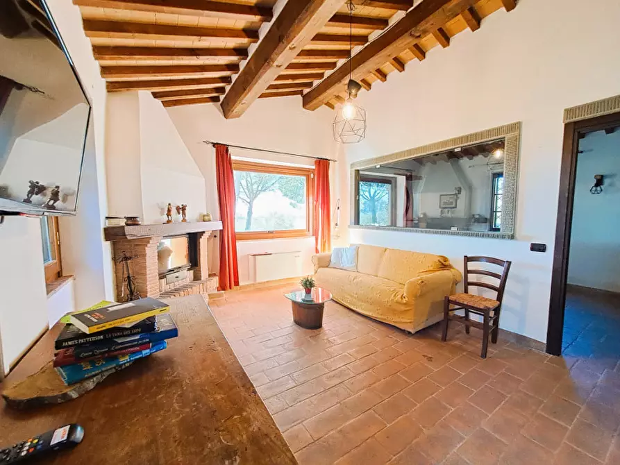 Immagine 12 di Rustico / casale in vendita  a Tuoro Sul Trasimeno