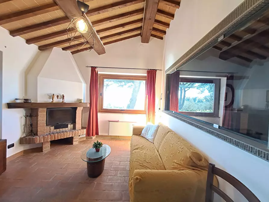 Immagine 14 di Rustico / casale in vendita  a Tuoro Sul Trasimeno