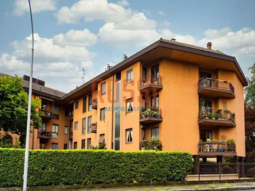 Immagine 1 di Appartamento in vendita  in VIA PUGLIA a Monza