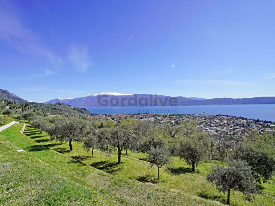 Immagine 1 di Villa in vendita  in Via Grotten Stina a Toscolano-Maderno