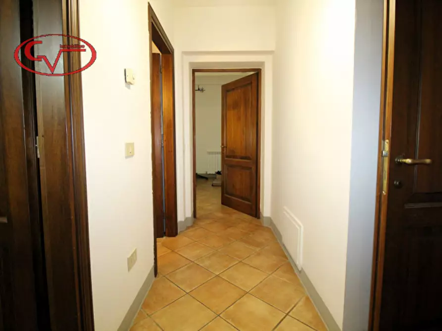 Immagine 10 di Appartamento in vendita  in Giunchetine a Cavriglia