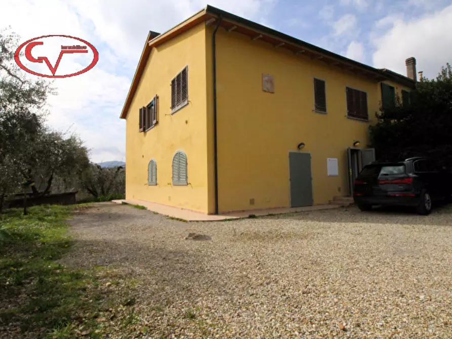 Immagine 22 di Appartamento in vendita  in Giunchetine a Cavriglia