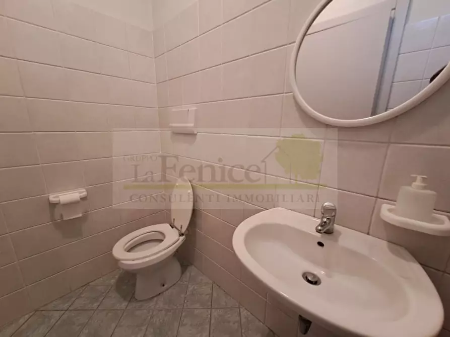 Immagine 12 di Negozio in affitto  in via Solferino Guidizzolo a Guidizzolo