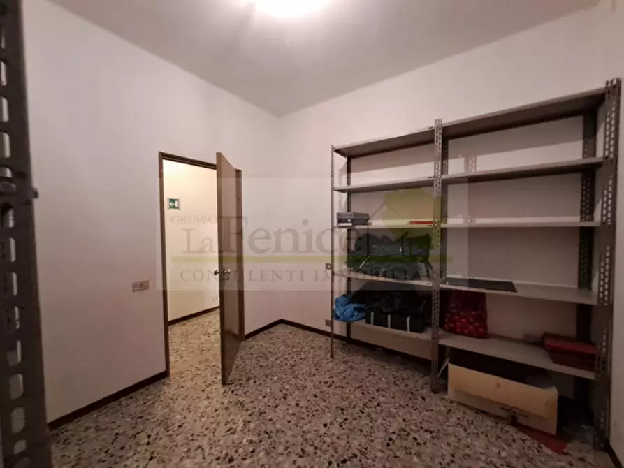 Immagine 17 di Negozio in affitto  in via Solferino Guidizzolo a Guidizzolo