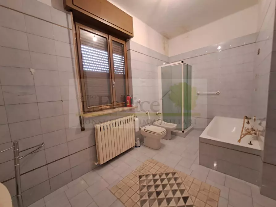 Immagine 23 di Negozio in affitto  in via Solferino Guidizzolo a Guidizzolo