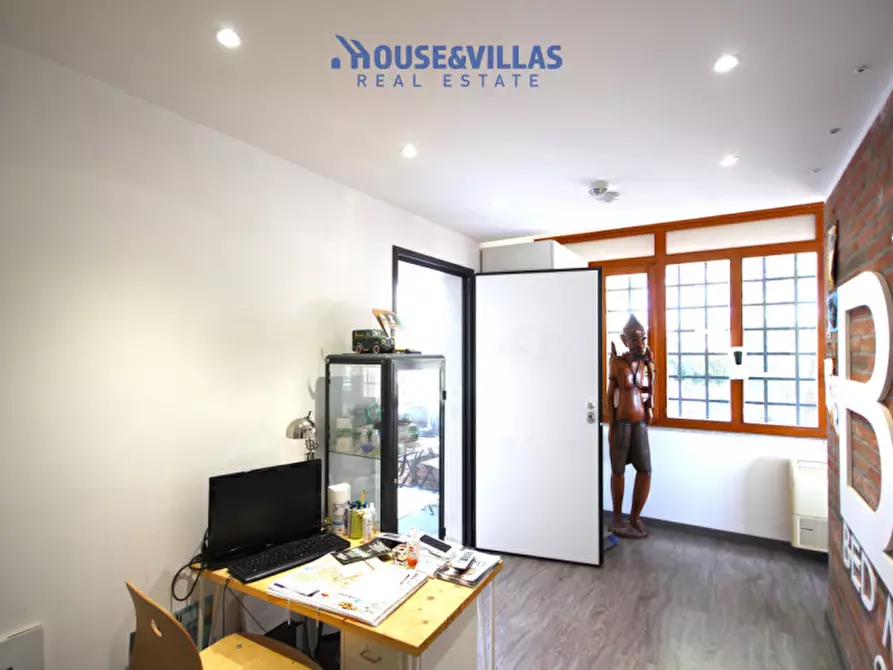 Immagine 37 di Villa in vendita  in via duca giordano a Noto