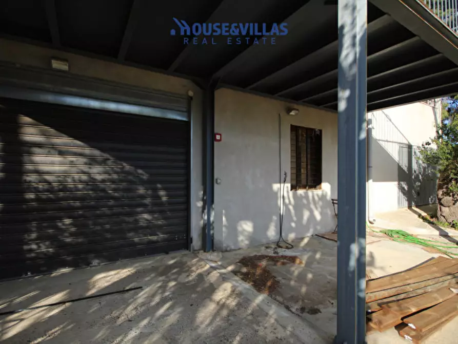 Immagine 59 di Villa in vendita  in via duca giordano a Noto