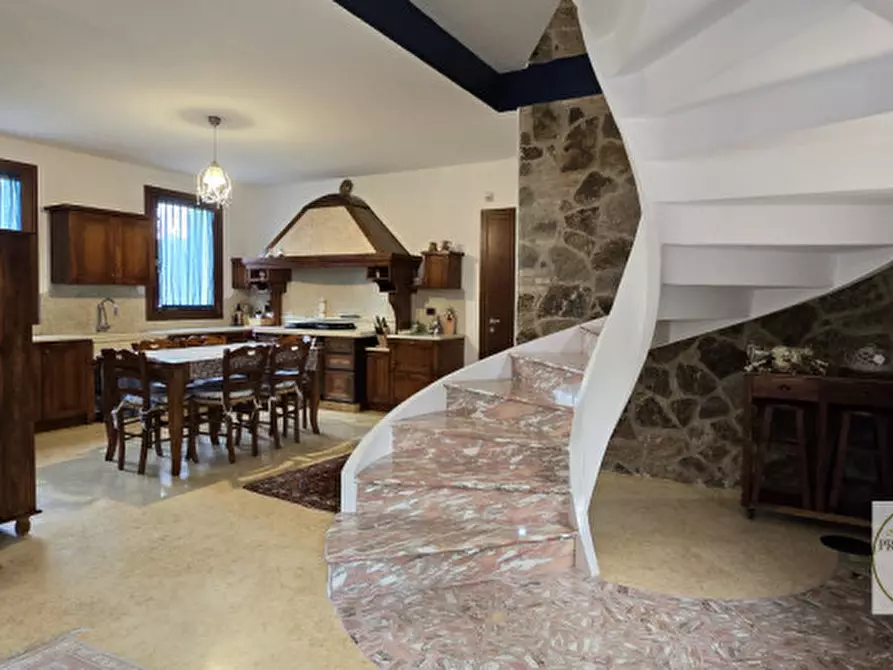 Immagine 33 di Casa indipendente in vendita  a Villa Estense