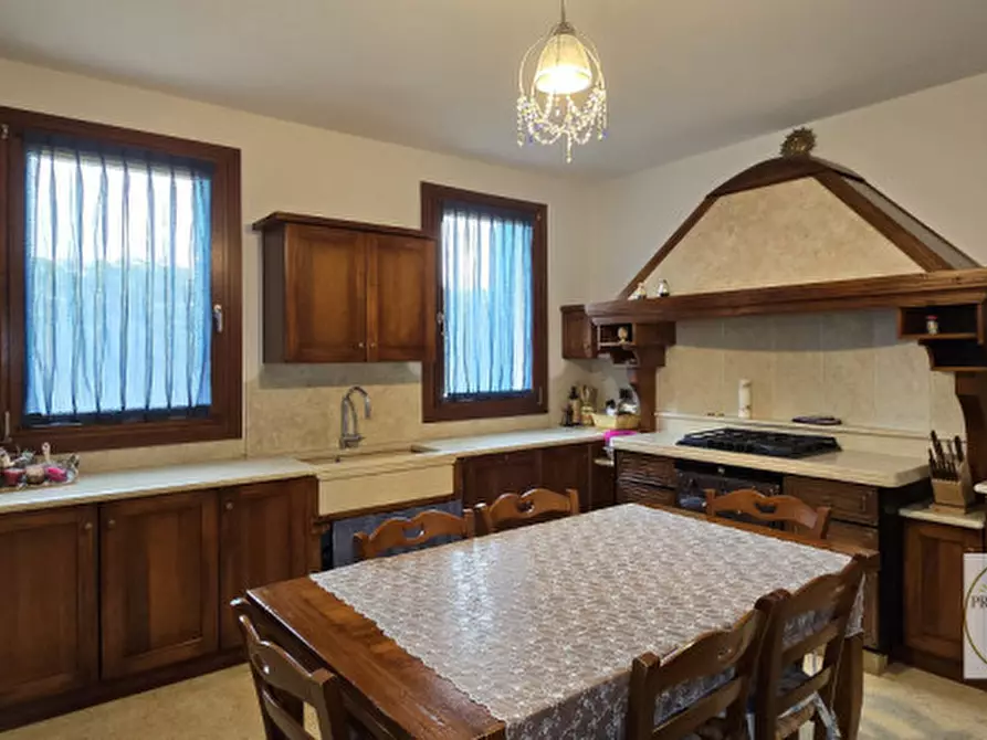 Immagine 34 di Casa indipendente in vendita  a Villa Estense