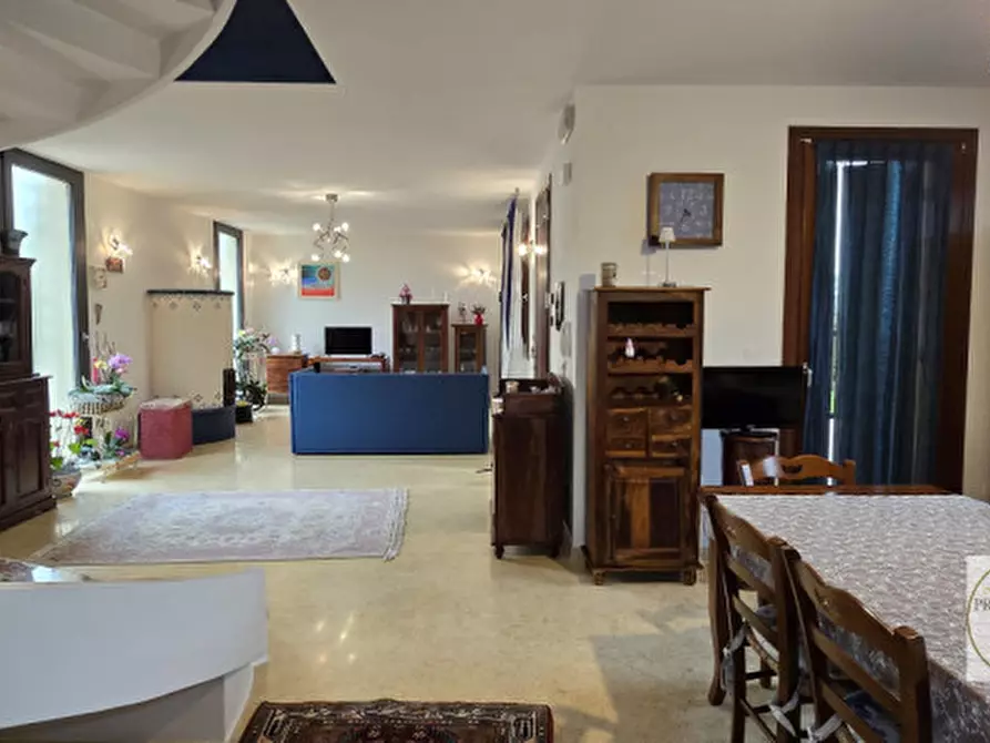 Immagine 38 di Casa indipendente in vendita  a Villa Estense