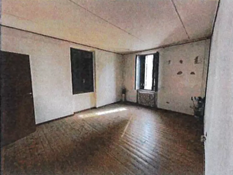 Immagine 20 di Palazzo in vendita  in VICOLO BALDANI 246 a Bussolengo