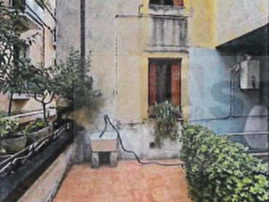 Immagine 27 di Palazzo in vendita  in VICOLO BALDANI 246 a Bussolengo