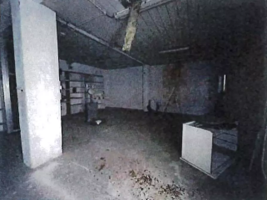 Immagine 53 di Palazzo in vendita  in VICOLO BALDANI 246 a Bussolengo