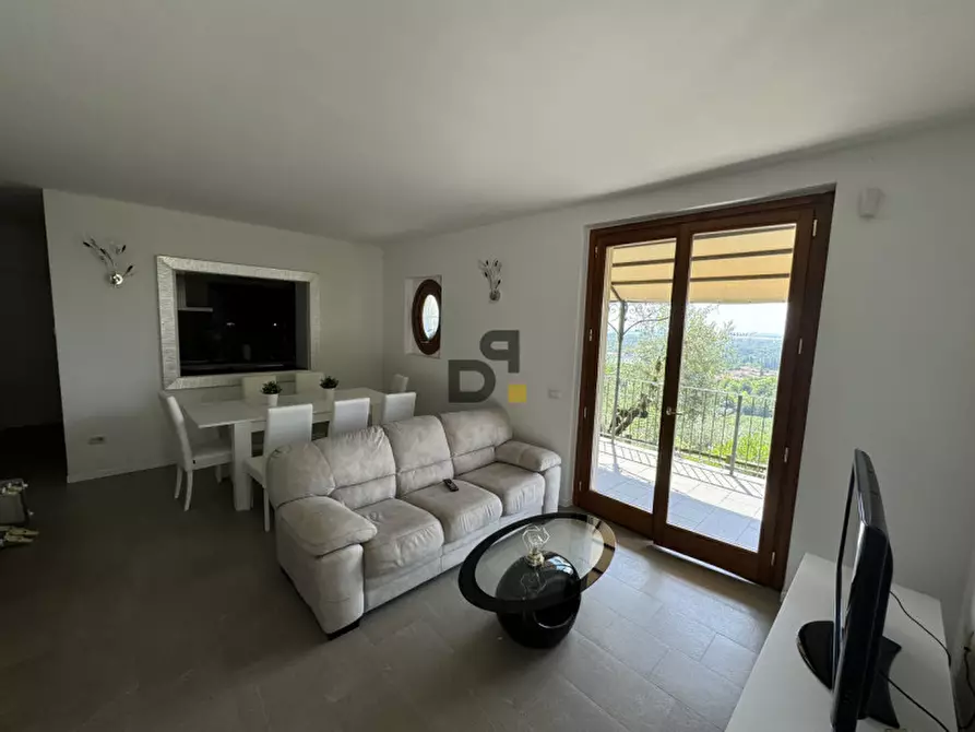 Immagine 3 di Casa indipendente in vendita  in VIA NOVAGLIO a Polpenazze Del Garda