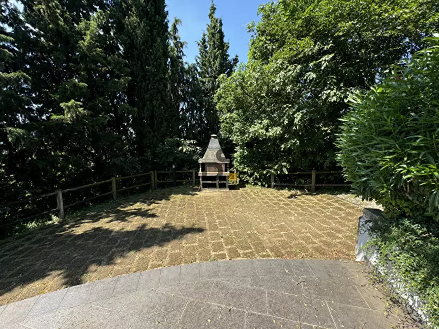 Immagine 8 di Casa indipendente in vendita  in VIA NOVAGLIO a Polpenazze Del Garda