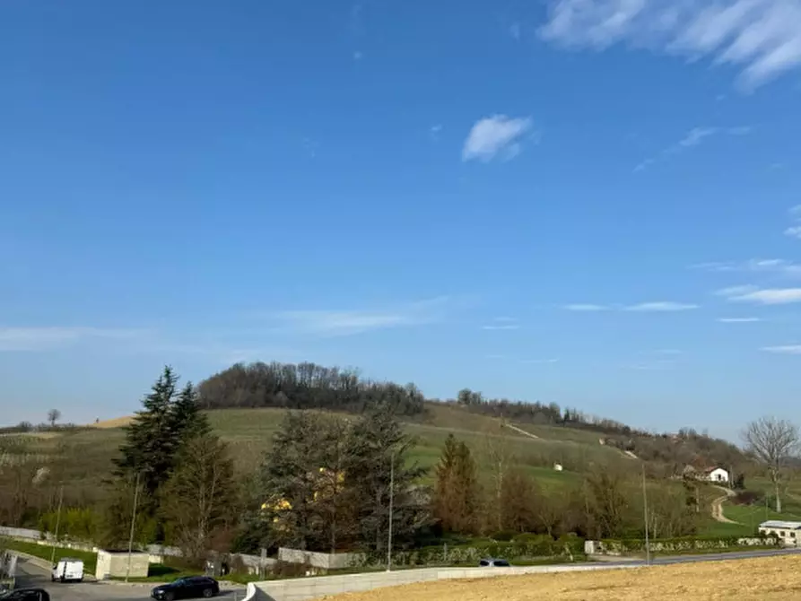 Immagine 5 di Terreno in vendita  a Guarene