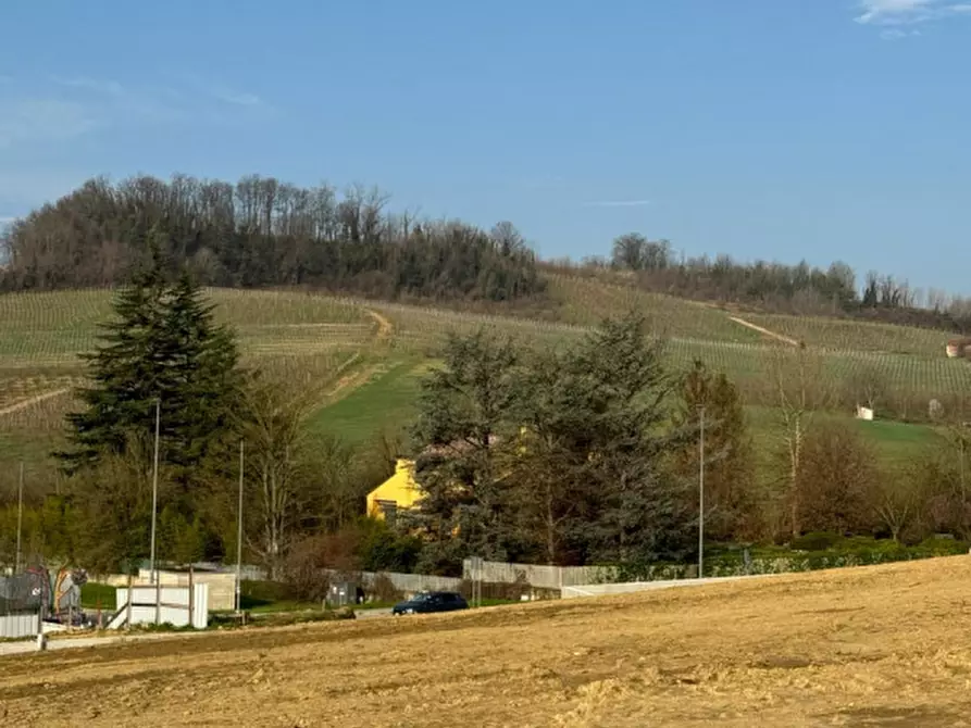 Immagine 7 di Terreno in vendita  a Guarene