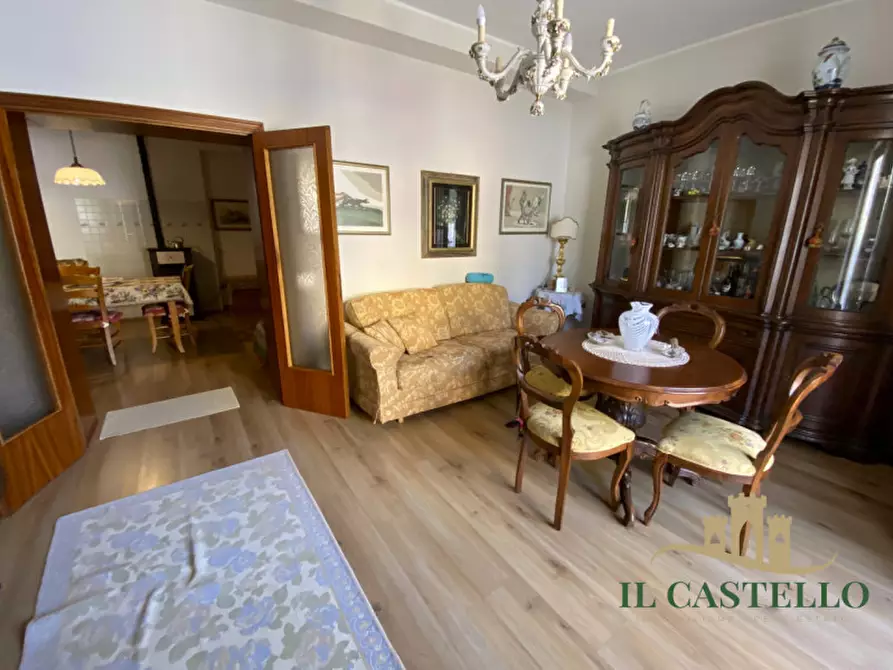 Immagine 2 di Appartamento in vendita  in Via T.C. Fioretti a Castiglione Del Lago