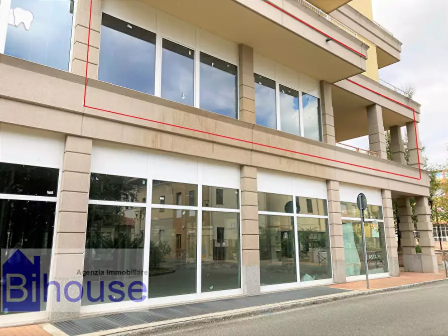 Immagine 1 di Ufficio in vendita  a Cossato