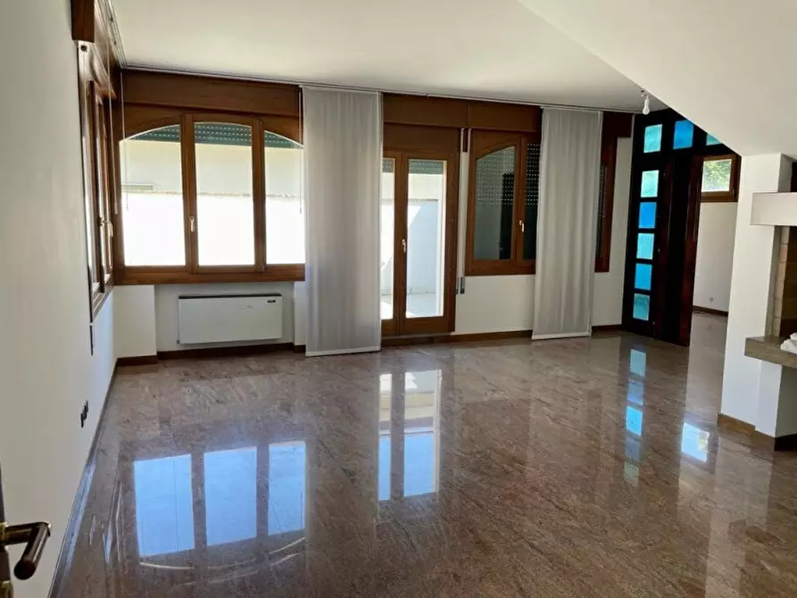 Immagine 2 di Ufficio in affitto  in Via Cadorna a Monselice