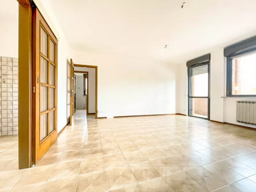 Immagine 1 di Appartamento in vendita  in Via Cureggio, 20 a Borgomanero
