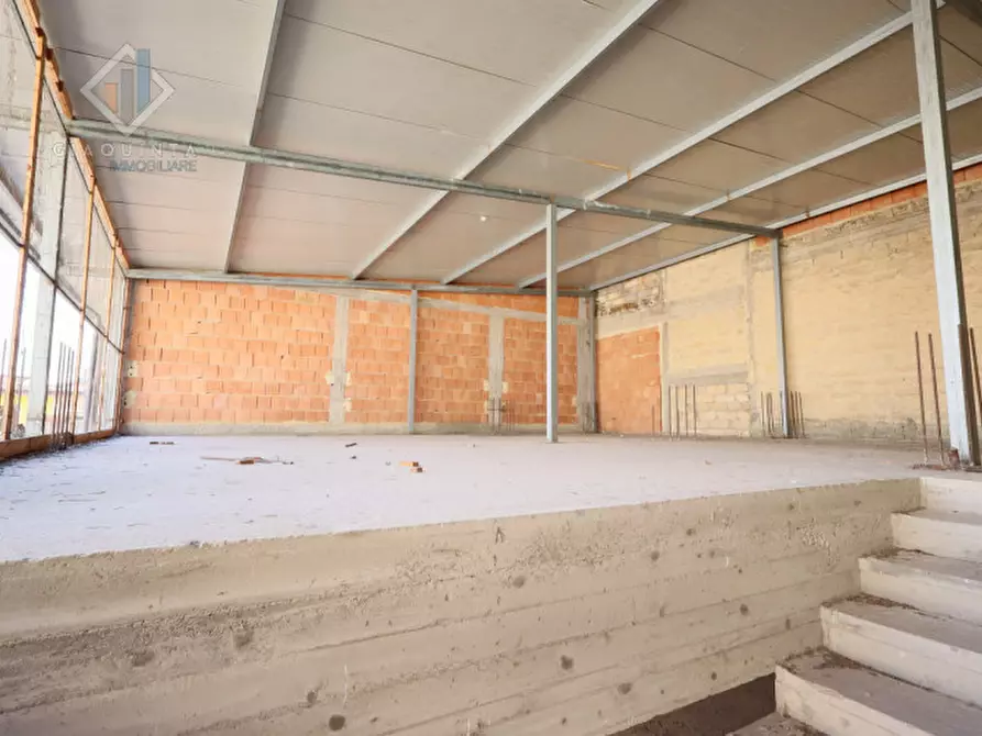 Immagine 3 di Casa indipendente in vendita  in Via Ugo Foscolo a Palagonia