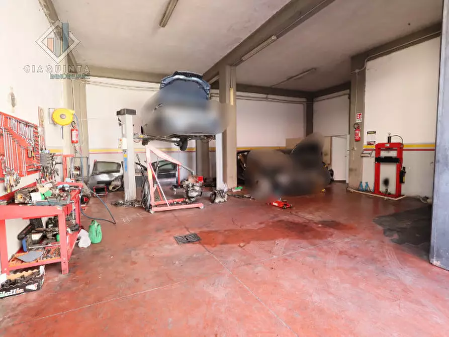 Immagine 7 di Casa indipendente in vendita  in Via Ugo Foscolo a Palagonia