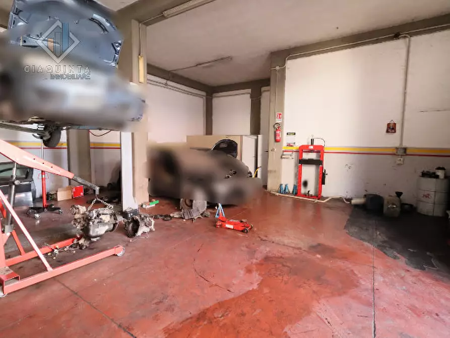 Immagine 8 di Casa indipendente in vendita  in Via Ugo Foscolo a Palagonia