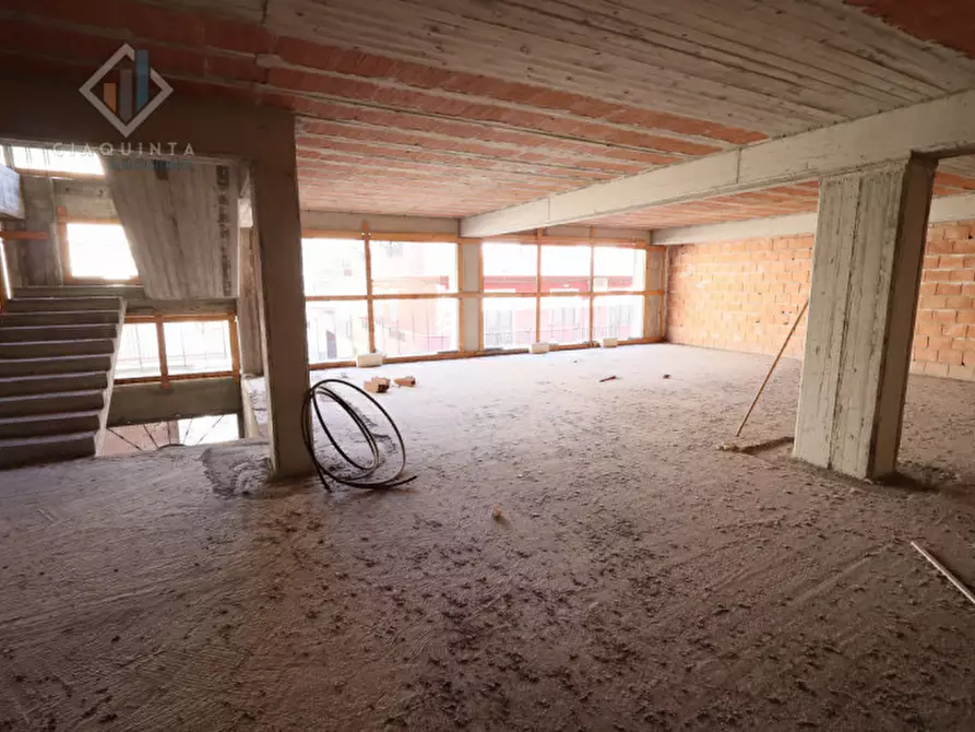 Immagine 15 di Casa indipendente in vendita  in Via Ugo Foscolo a Palagonia