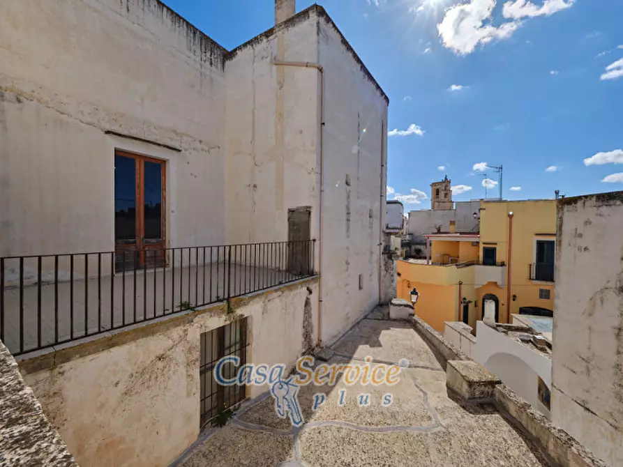 Immagine 17 di Palazzo in vendita  in Via Lucia La Greca a Parabita