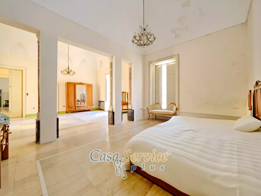 Immagine 64 di Palazzo in vendita  in Via Lucia La Greca a Parabita