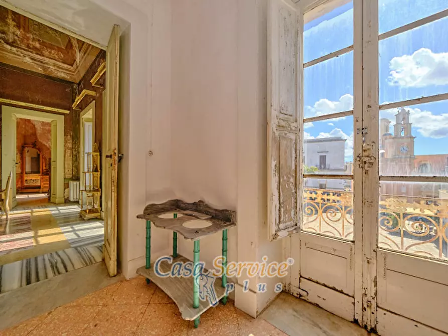 Immagine 86 di Palazzo in vendita  in Via Lucia La Greca a Parabita