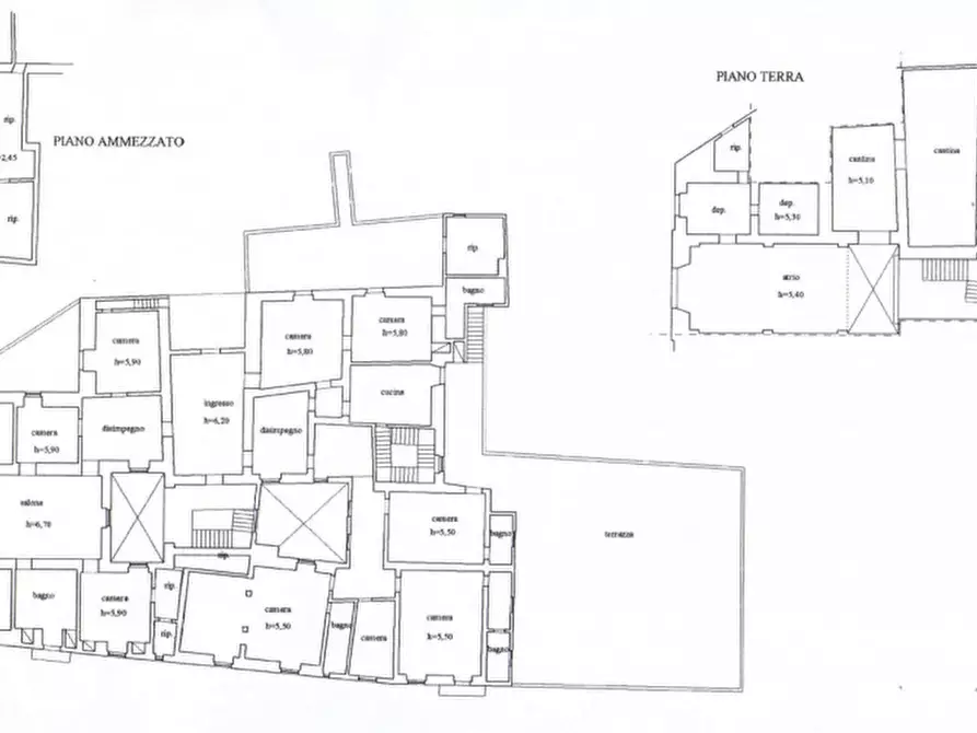 Immagine 112 di Palazzo in vendita  in Via Lucia La Greca a Parabita