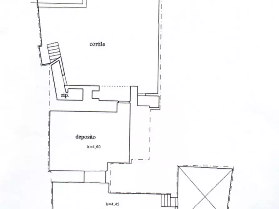 Immagine 113 di Palazzo in vendita  in Via Lucia La Greca a Parabita