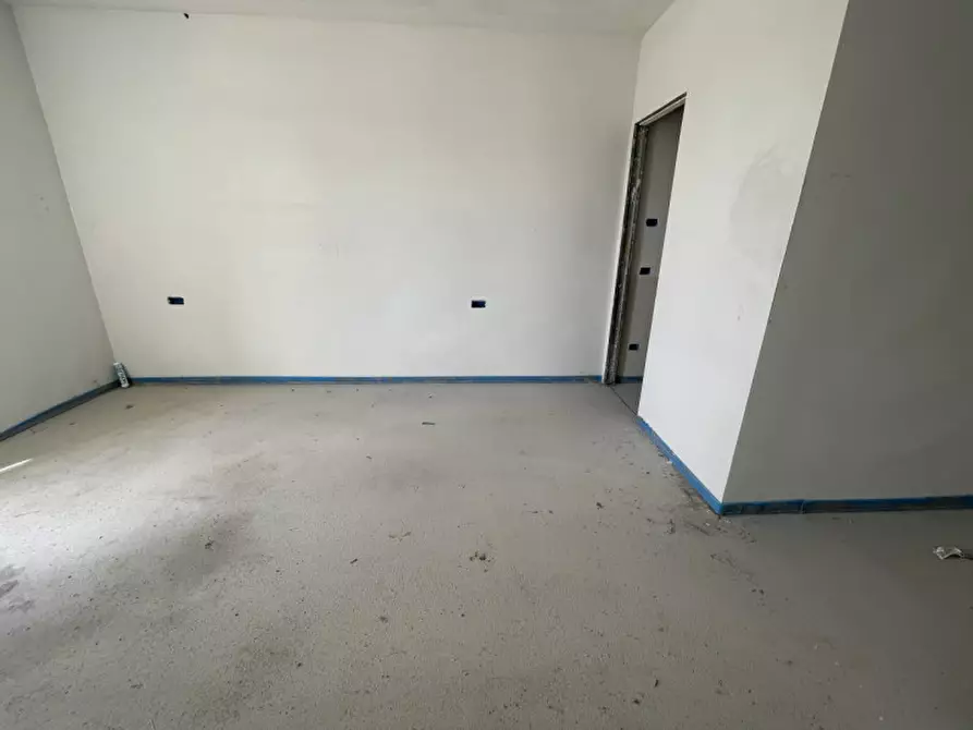 Immagine 5 di Casa trifamiliare in vendita  in Via Roma a Noventa Padovana