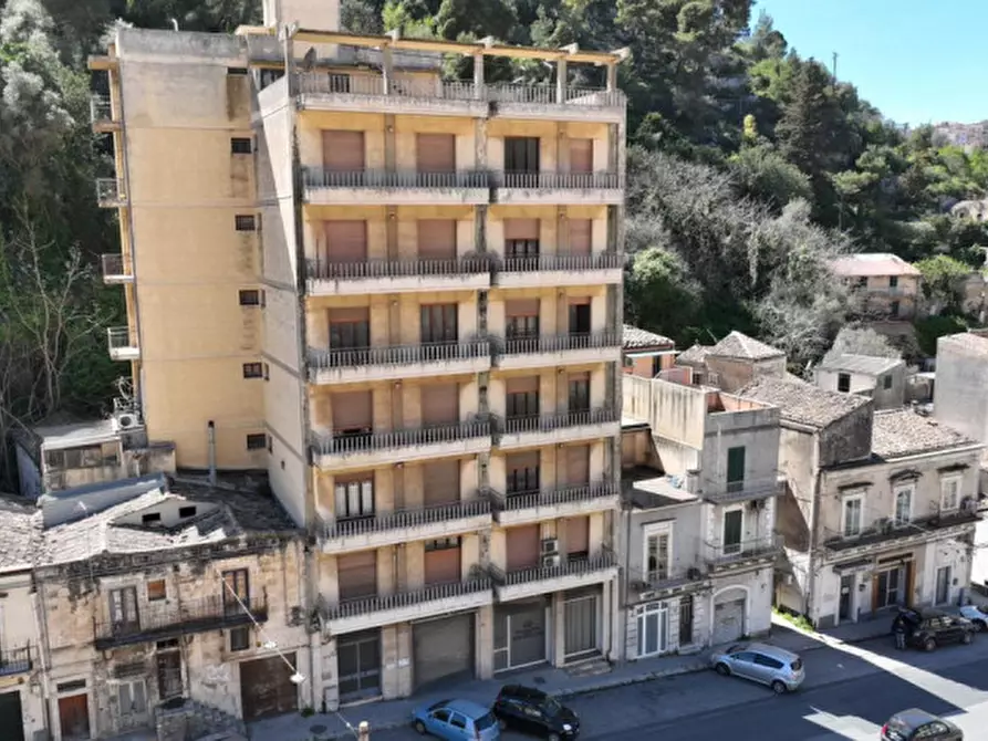 Immagine 11 di Appartamento in vendita  in Via Nazionale a Modica