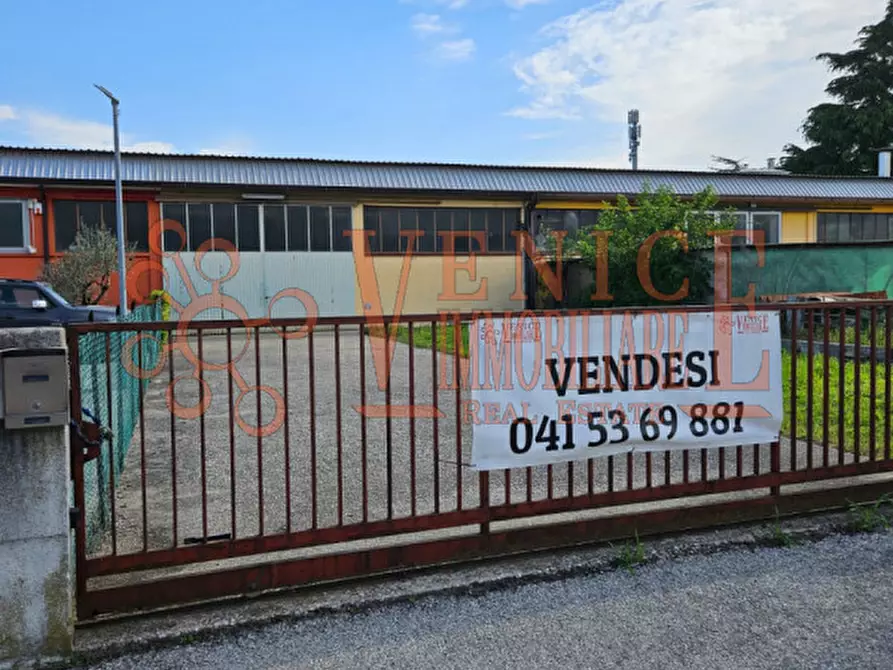 Immagine 1 di Capannone industriale in vendita  a Martellago