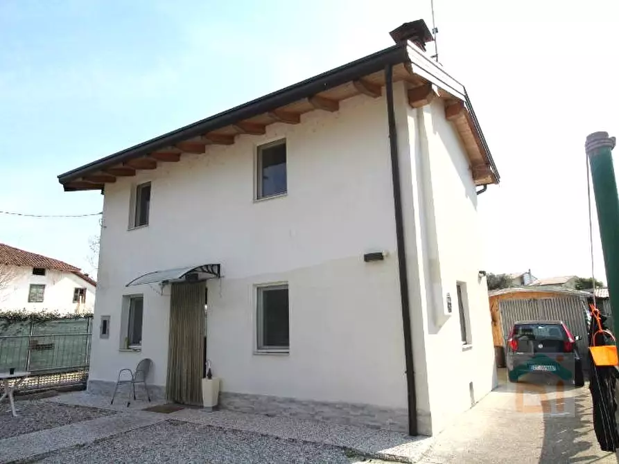 Immagine 1 di Casa indipendente in vendita  in via Lino Stabile 33 a Cervignano Del Friuli