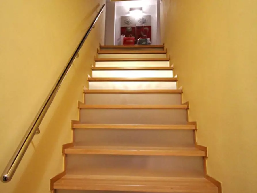 Immagine 40 di Villetta a schiera in vendita  in Corso italia a San Giovanni Valdarno