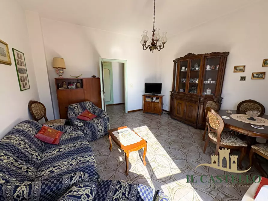 Immagine 1 di Appartamento in vendita  in Via Trento a Castiglione Del Lago