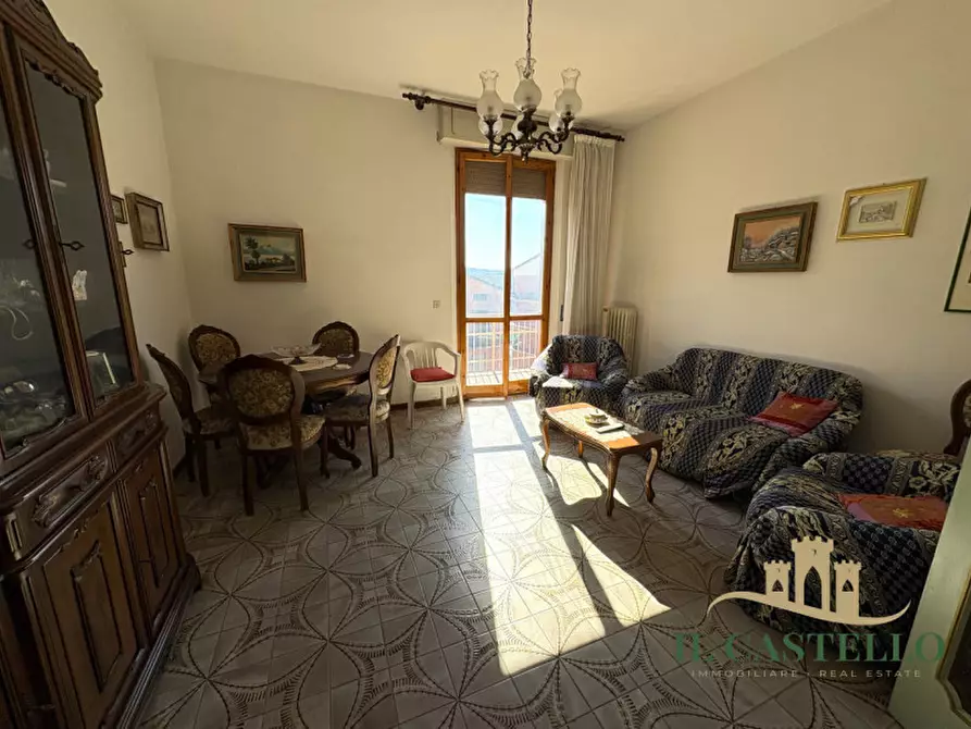 Immagine 3 di Appartamento in vendita  in Via Trento a Castiglione Del Lago